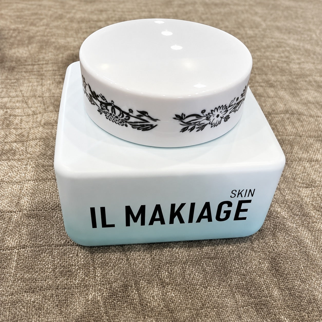 IL MAKIAGE Skin Cream Moisturizer 20 ML