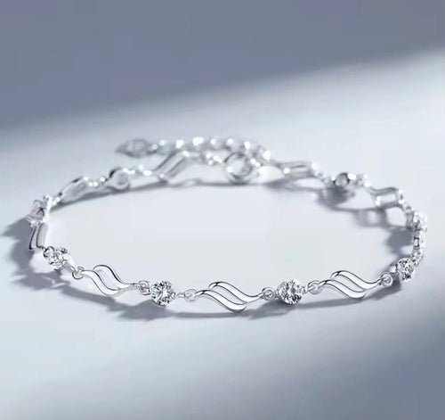 925 Sterling Silver Crystal Love Heart Charm Bracelet for Women